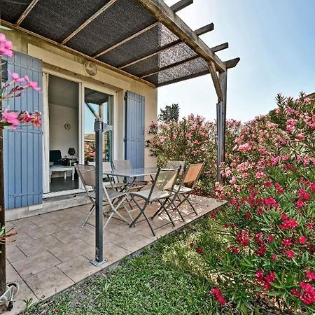 Le Petit Bonheur - Place Parking Privee - Clim - Terrasse - Piscine Partagee - Proche Parc Spirou Saint-Saturnin-les-Avignon Екстер'єр фото
