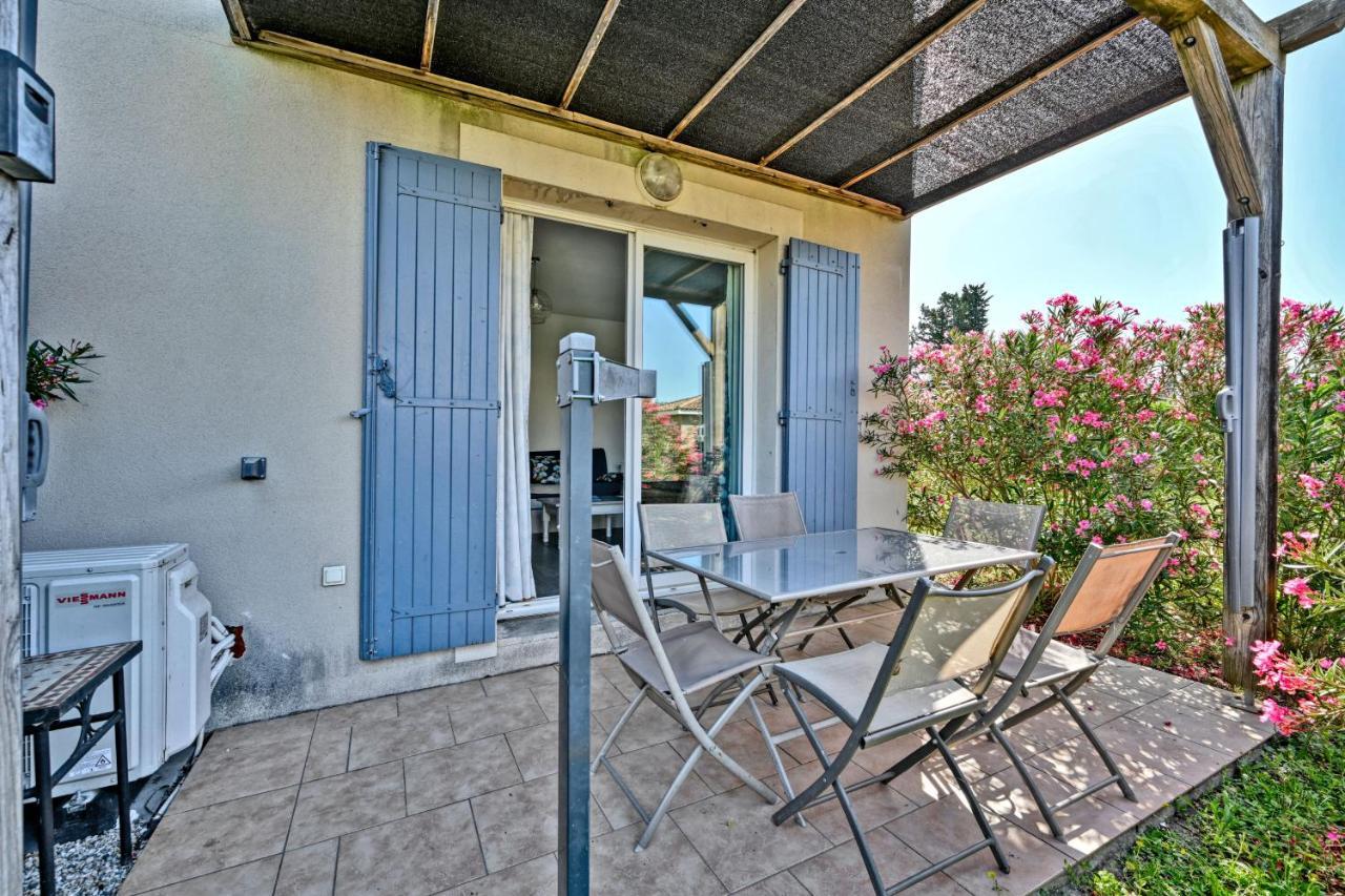 Le Petit Bonheur - Place Parking Privee - Clim - Terrasse - Piscine Partagee - Proche Parc Spirou Saint-Saturnin-les-Avignon Екстер'єр фото